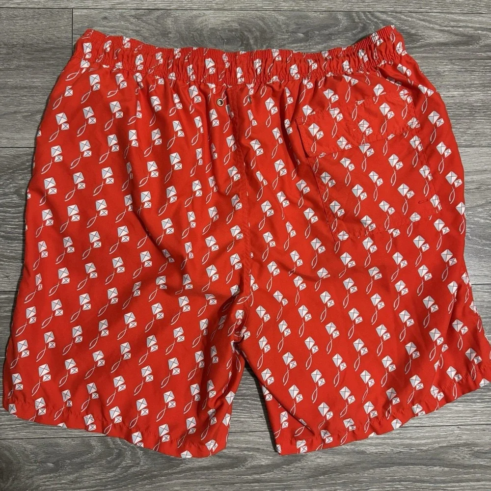 TOM & TEDDY Men's Red Swim Trunk Kite Print Size XXL Drawnstring Lined 2 Pockets